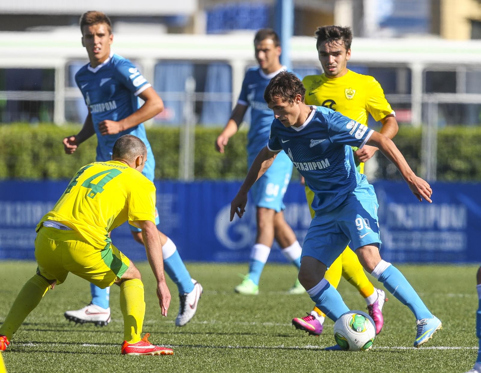 Молодежное первенство России, матч «Зенит» — «Анжи»