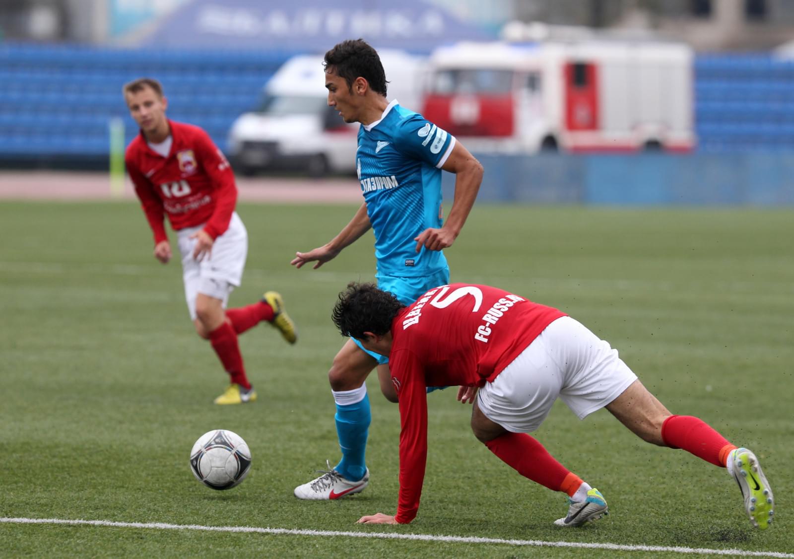 Первенство команд второго дивизиона, зона «Запад», «Зенит-2» — «Русь»