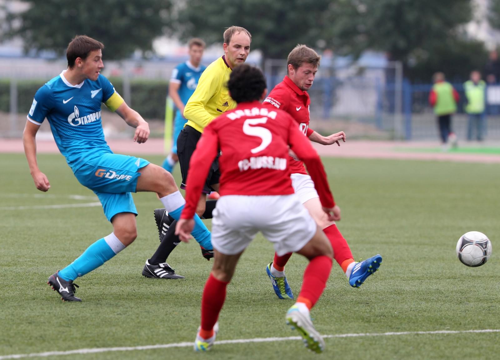 Первенство команд второго дивизиона, зона «Запад», «Зенит-2» — «Русь»