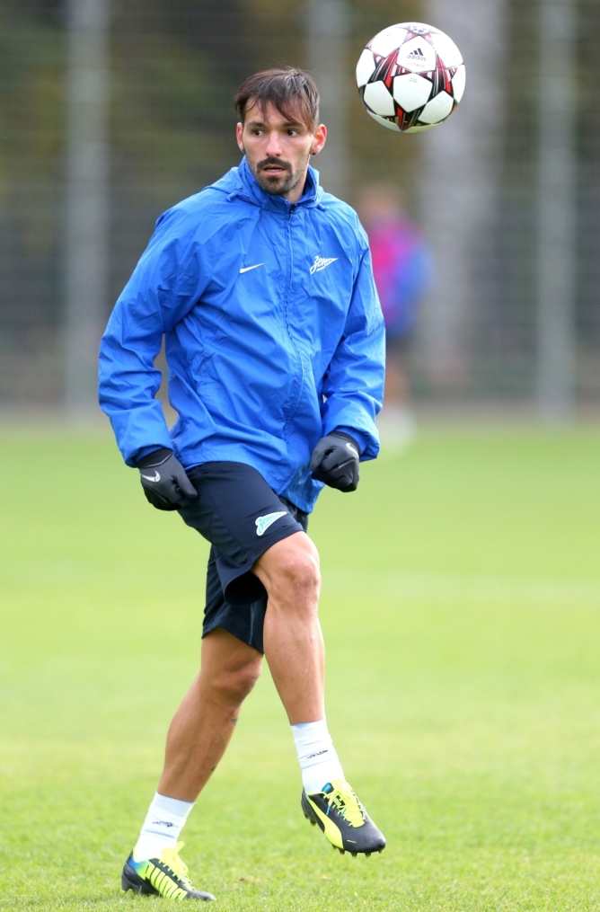 Тренировка  «Зенита» перед  матчем Лиги чемпионов УЕФА 2013/2014, «Зенит» — «Аустрия»