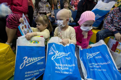 «Новогодний рейс» сине-бело-голубых