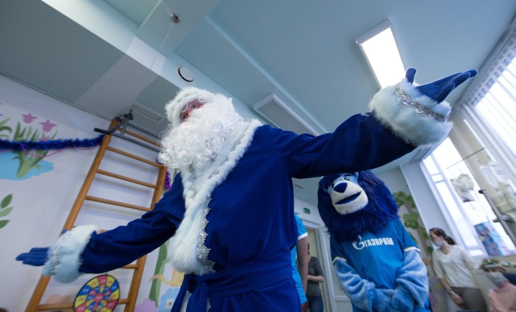 «Новогодний рейс» сине-бело-голубых