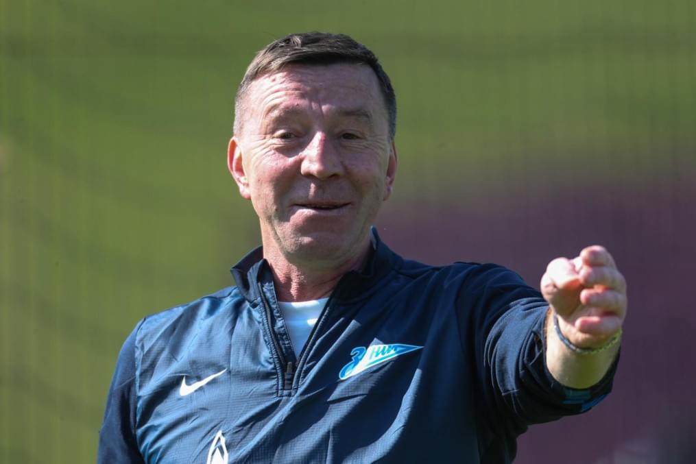 Зимние сборы в Дохе, утренняя тренировка