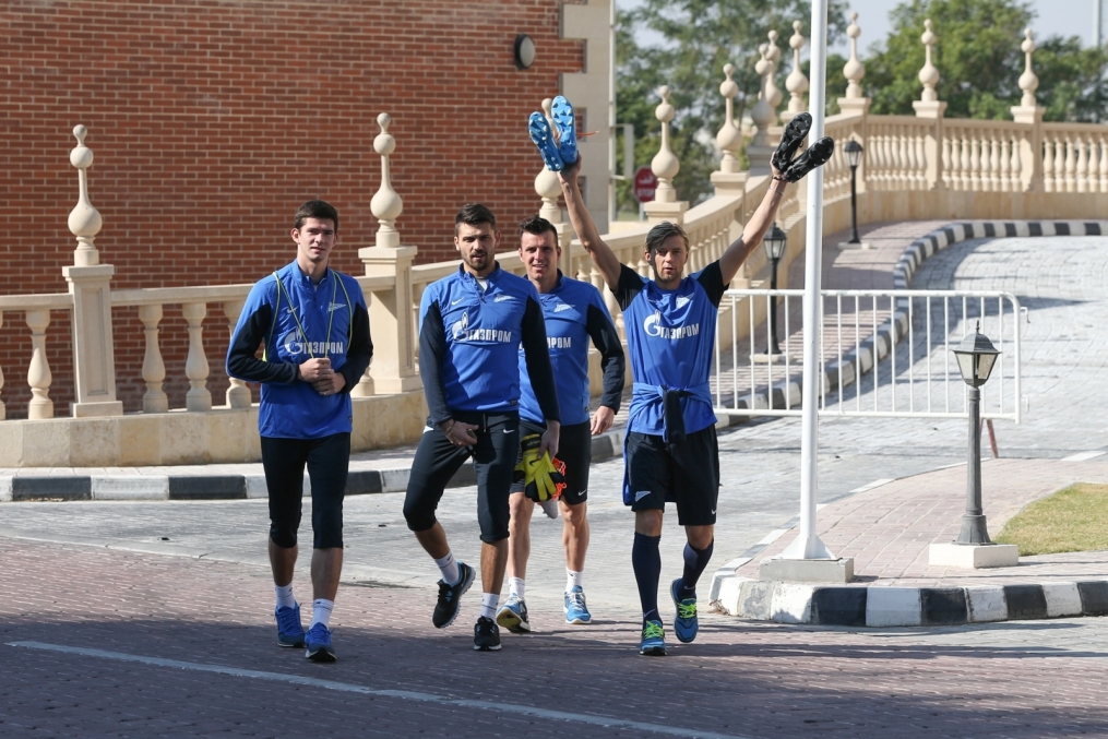 Зимние сборы в Дохе, утренняя тренировка