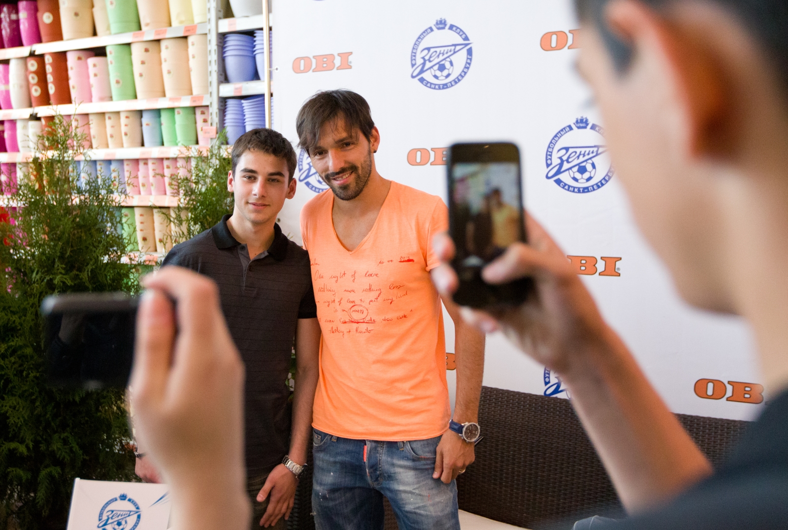 Данни встретился с болельщиками в «ОБИ Пулковское»