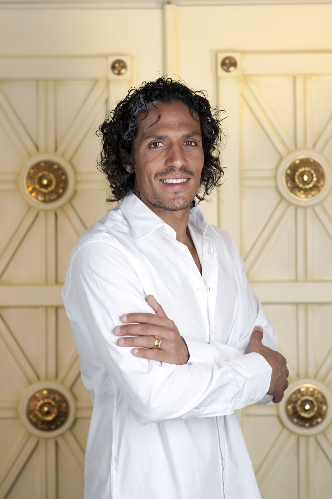 Бруну Алвеш позирует для клубного журнала «Наш Зенит»