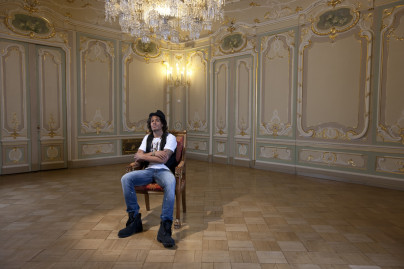 Бруну Алвеш позирует для клубного журнала «Наш Зенит»