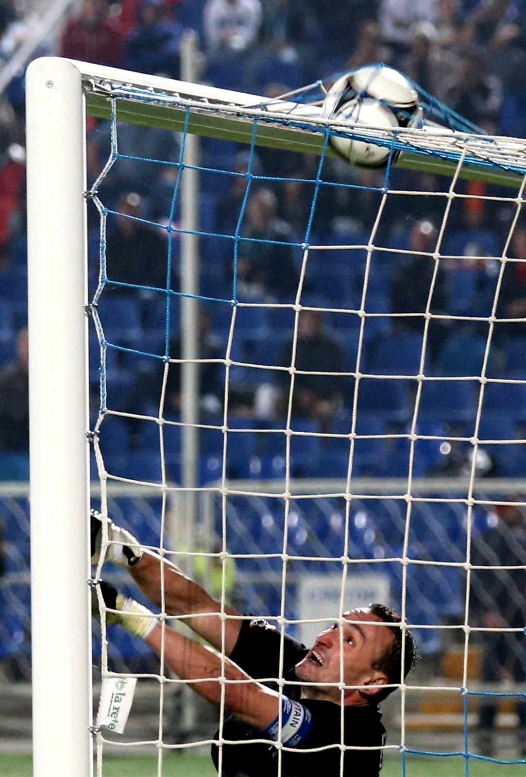 Матч 9-го тура СОГАЗ-Чемпионата России 2012/2013 «Крылья Советов» — «Зенит»