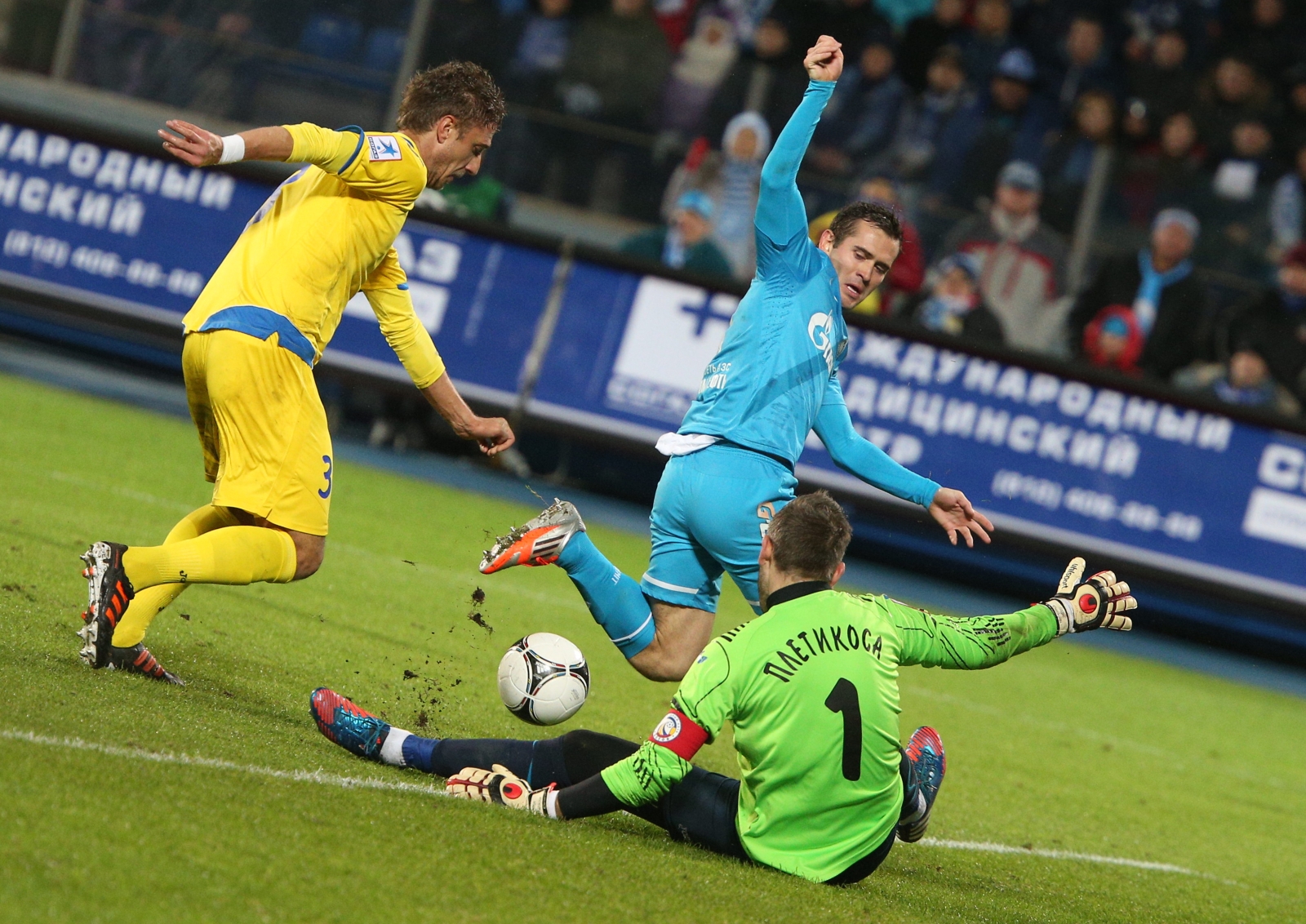 Матч 14-го тура СОГАЗ-Чемпионата России 2012/2013 «Зенит» — «Ростов»