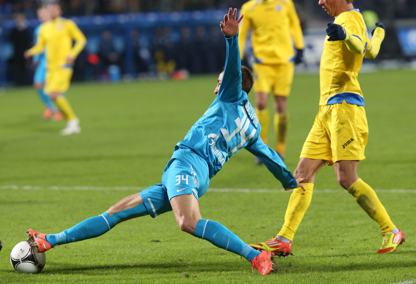 Матч 14-го тура СОГАЗ-Чемпионата России 2012/2013 «Зенит» — «Ростов»