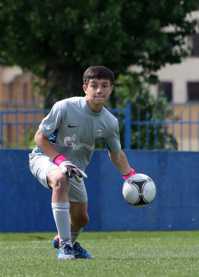 СДЮШОР «Зенит» — ФК «Зенит»