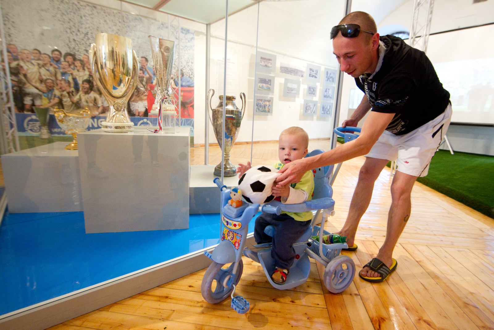 Открытие выставки «Зенит» в сердце города»