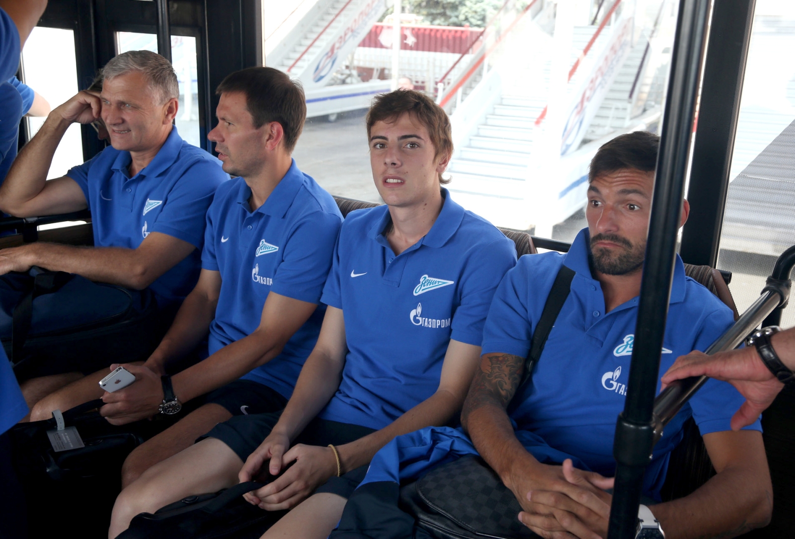 Зенит прилетел в Ростов-на-Дону