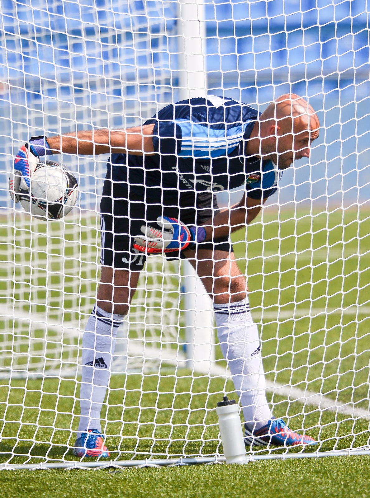 Матч первенства России среди команд второго дивизиона, «Тосно» — «Зенит-2»