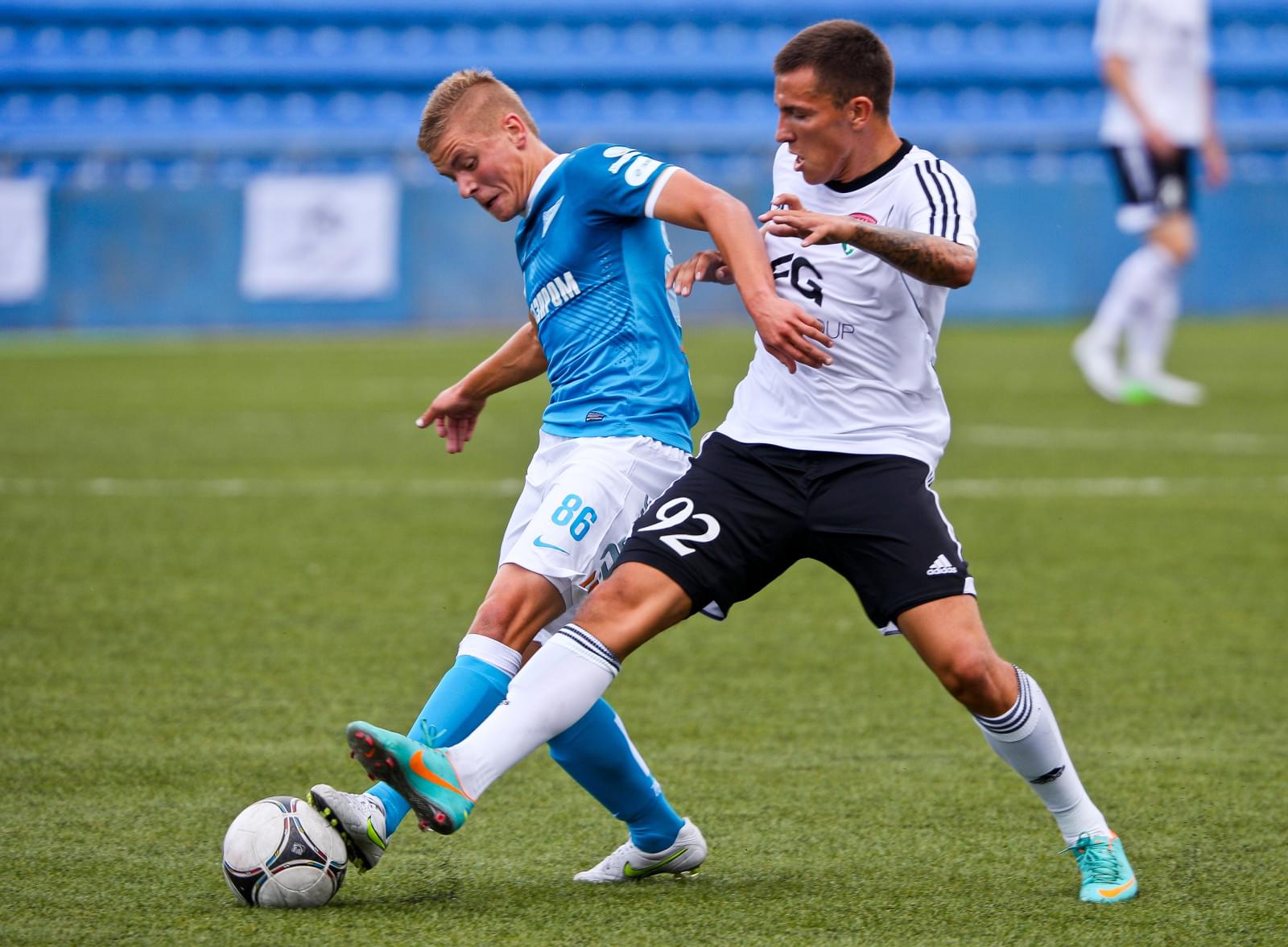 Матч первенства России среди команд второго дивизиона, «Тосно» — «Зенит-2»