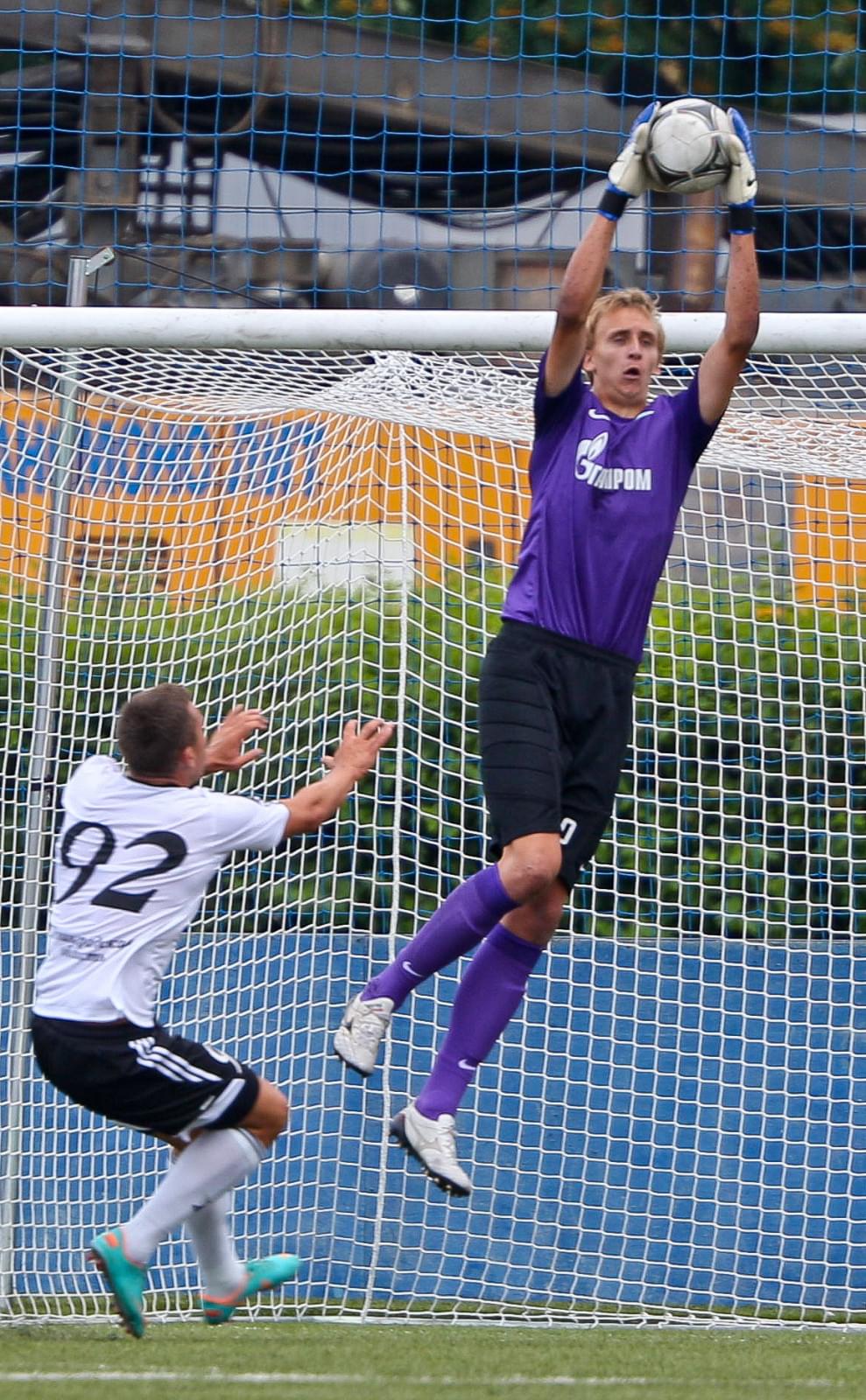 Матч первенства России среди команд второго дивизиона, «Тосно» — «Зенит-2»