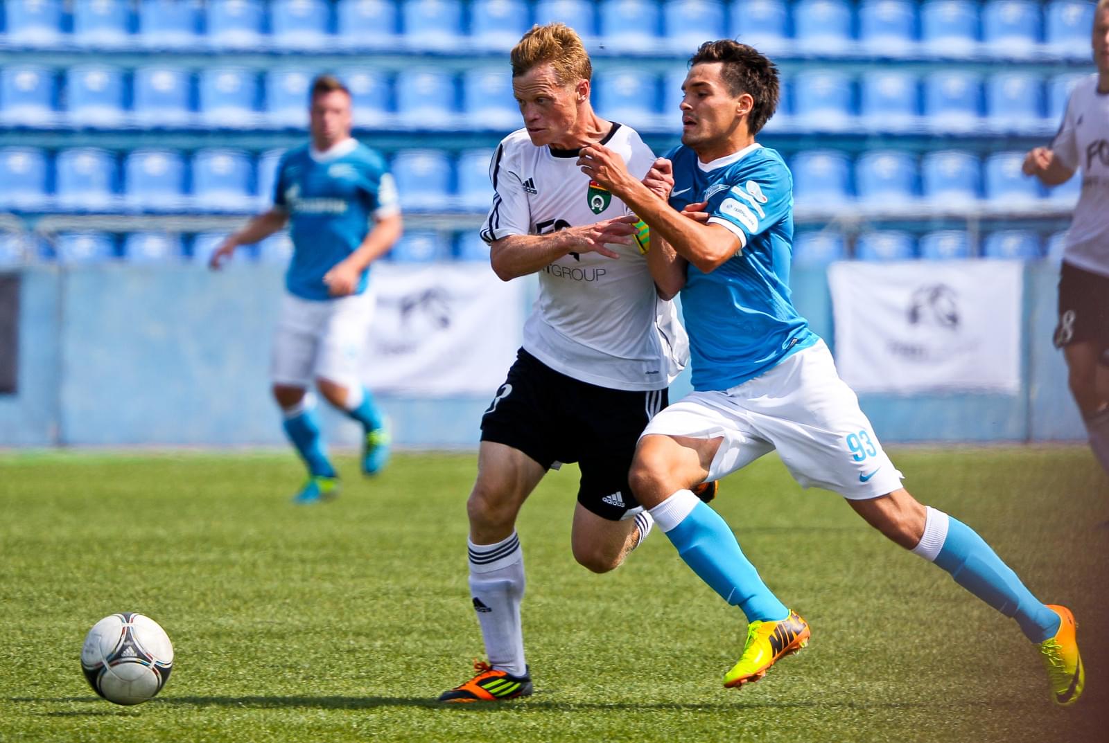 Матч первенства России среди команд второго дивизиона, «Тосно» — «Зенит-2»