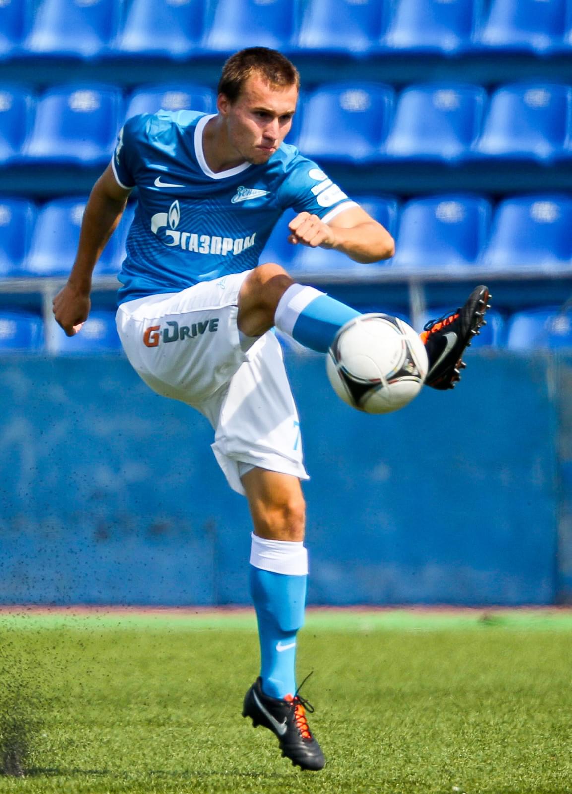 Матч первенства России среди команд второго дивизиона, «Тосно» — «Зенит-2»