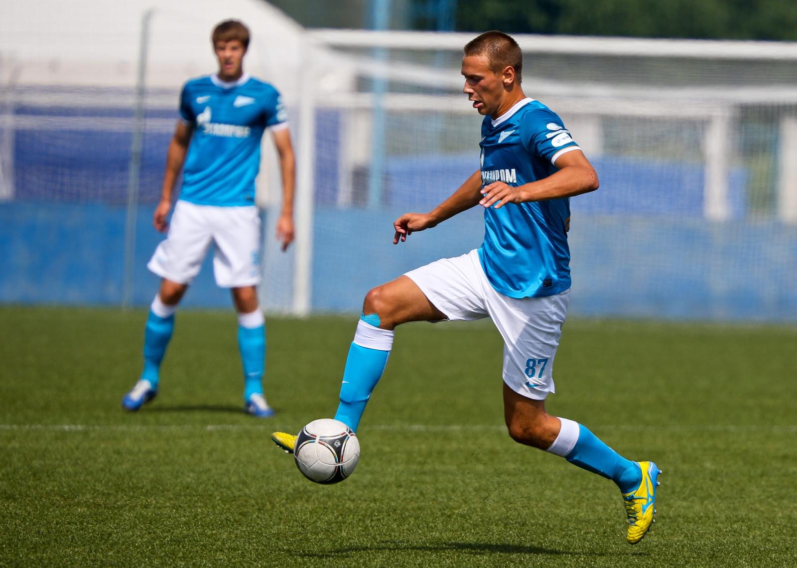 Матч первенства России среди команд второго дивизиона, «Тосно» — «Зенит-2»