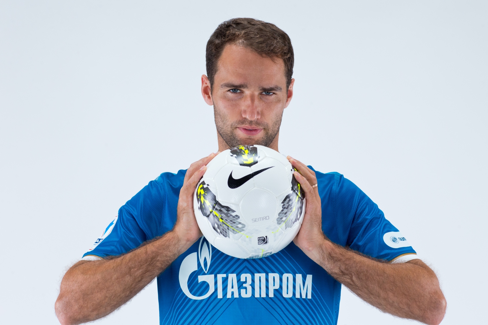 Фотосессия футболиста основного состава ФК «Зенит» сезона  2013/2014