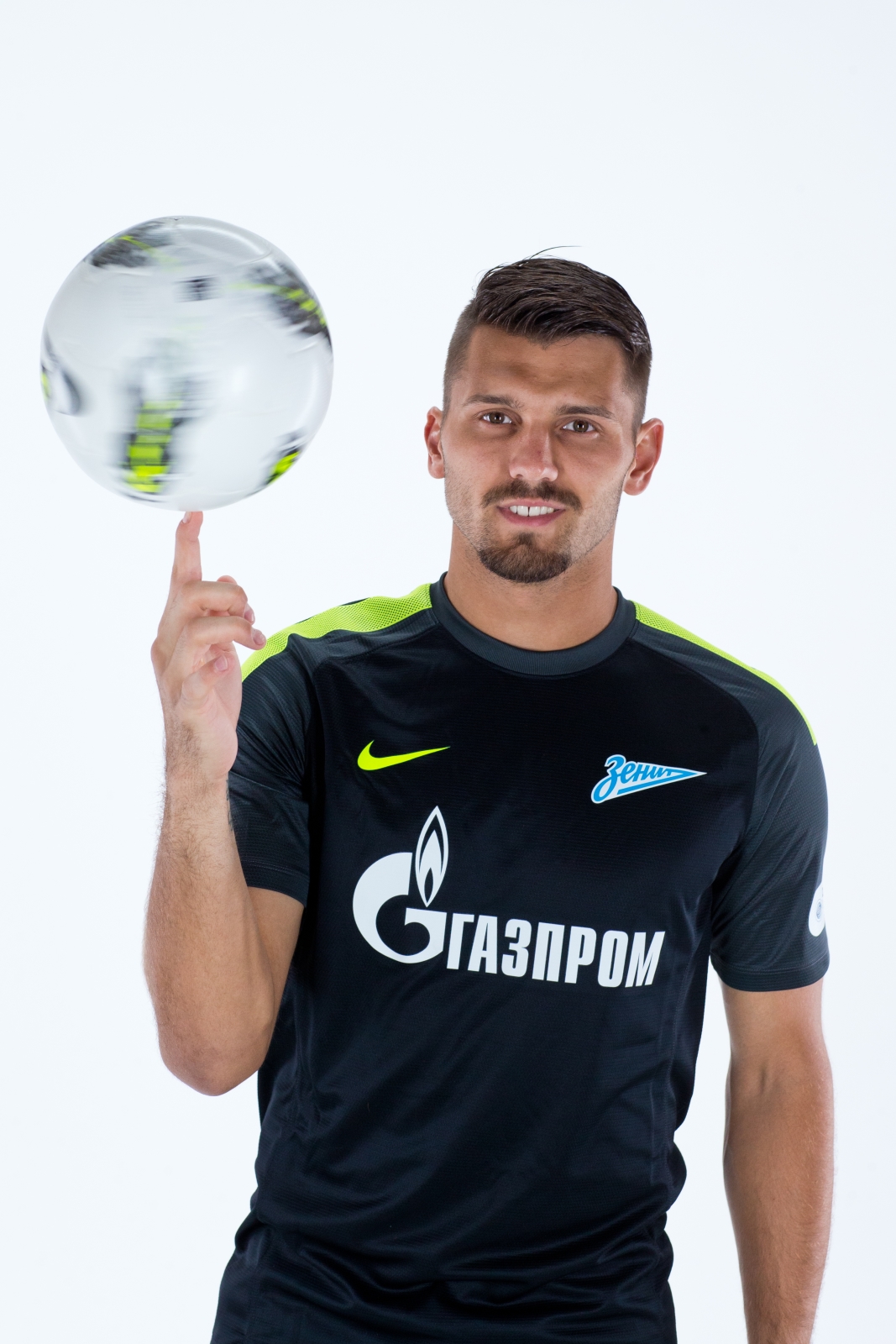 Фотосессия футболиста основного состава ФК «Зенит» сезона  2013/2014