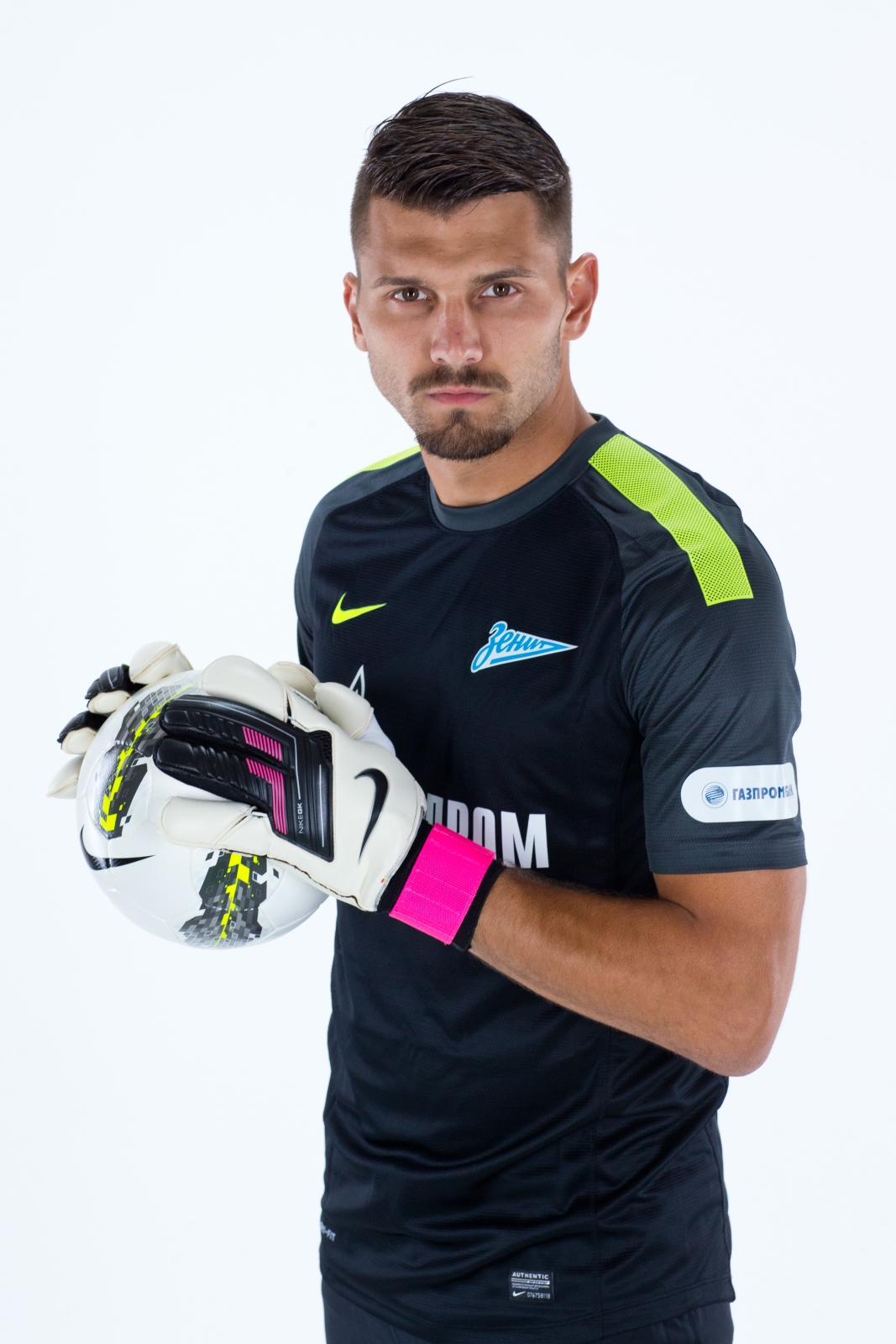 Фотосессия футболиста основного состава ФК «Зенит» сезона  2013/2014