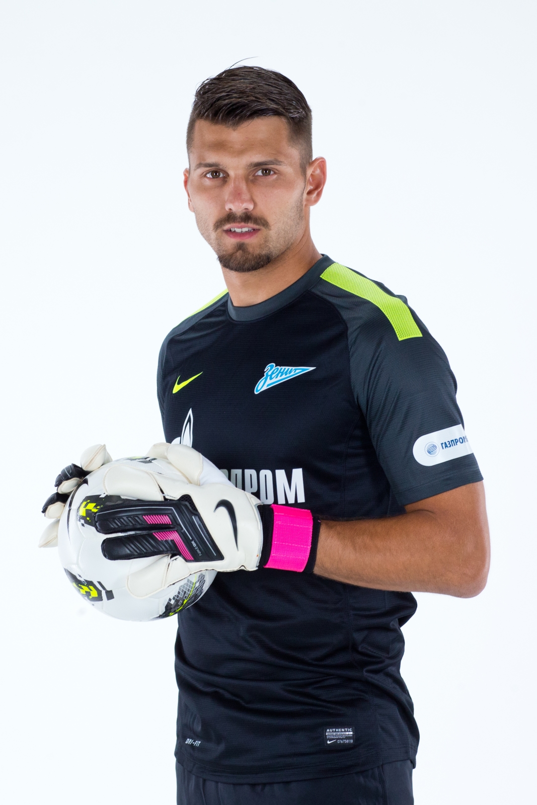 Фотосессия футболиста основного состава ФК «Зенит» сезона  2013/2014