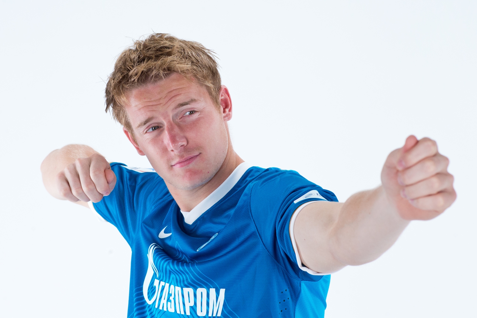 Фотосессия футболиста основного состава ФК «Зенит» сезона  2013/2014