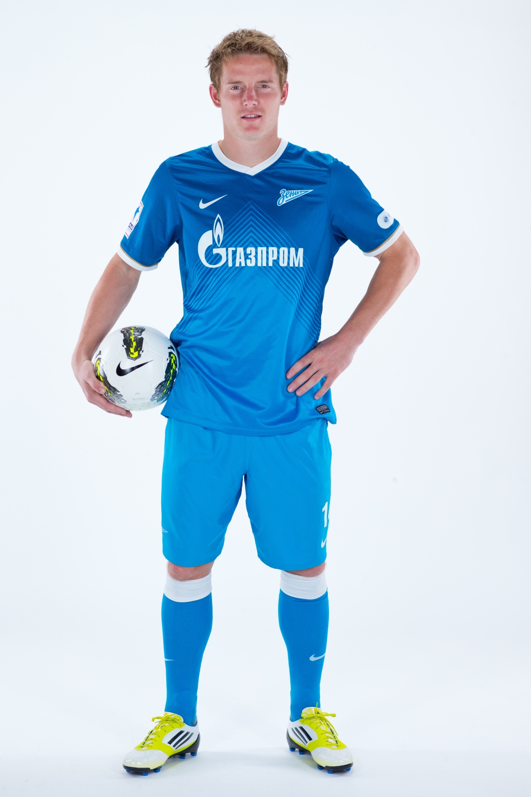 Фотосессия футболиста основного состава ФК «Зенит» сезона  2013/2014