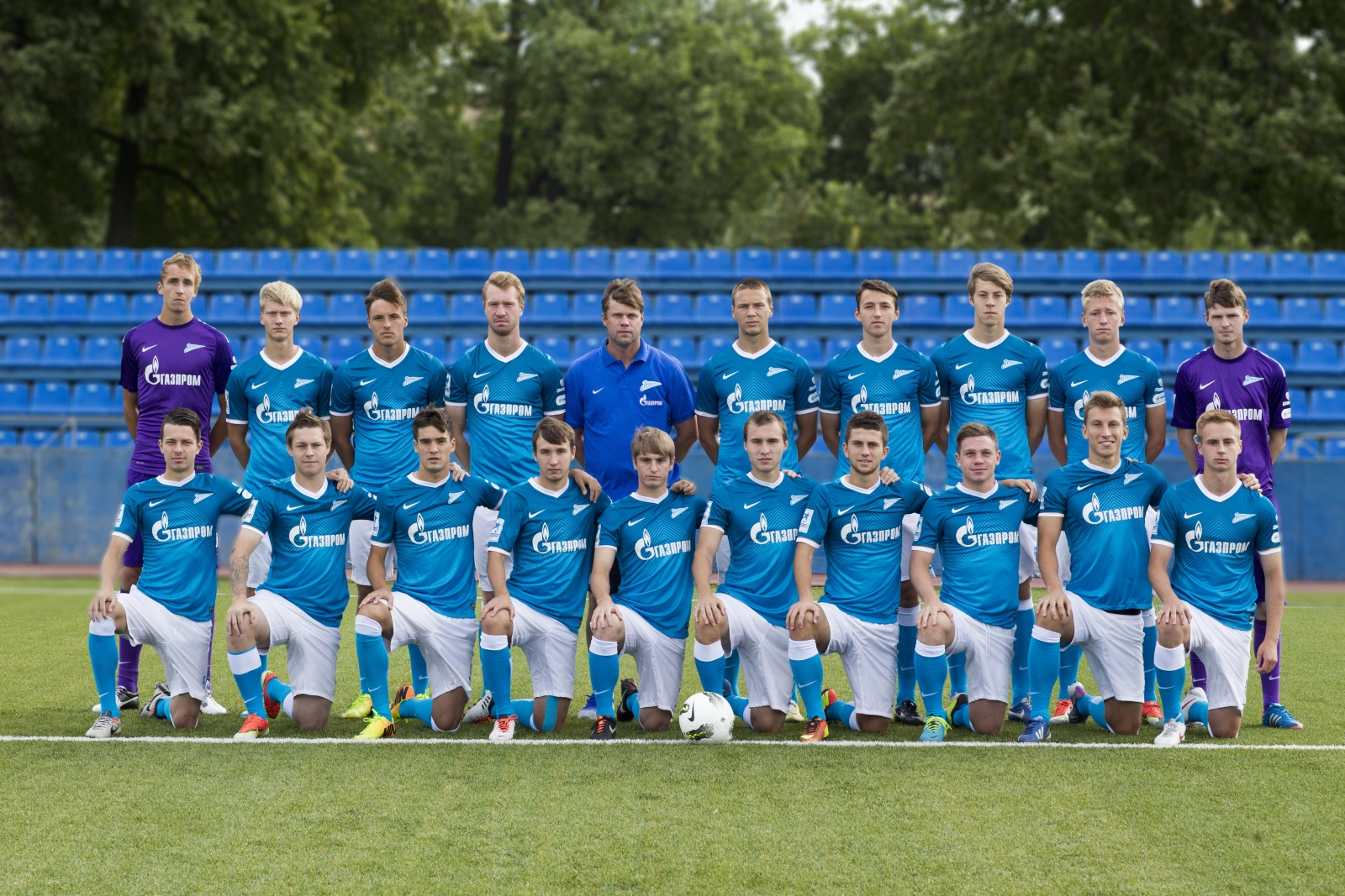 Футбольная команда «Зенит-2», сезона 2013/2014