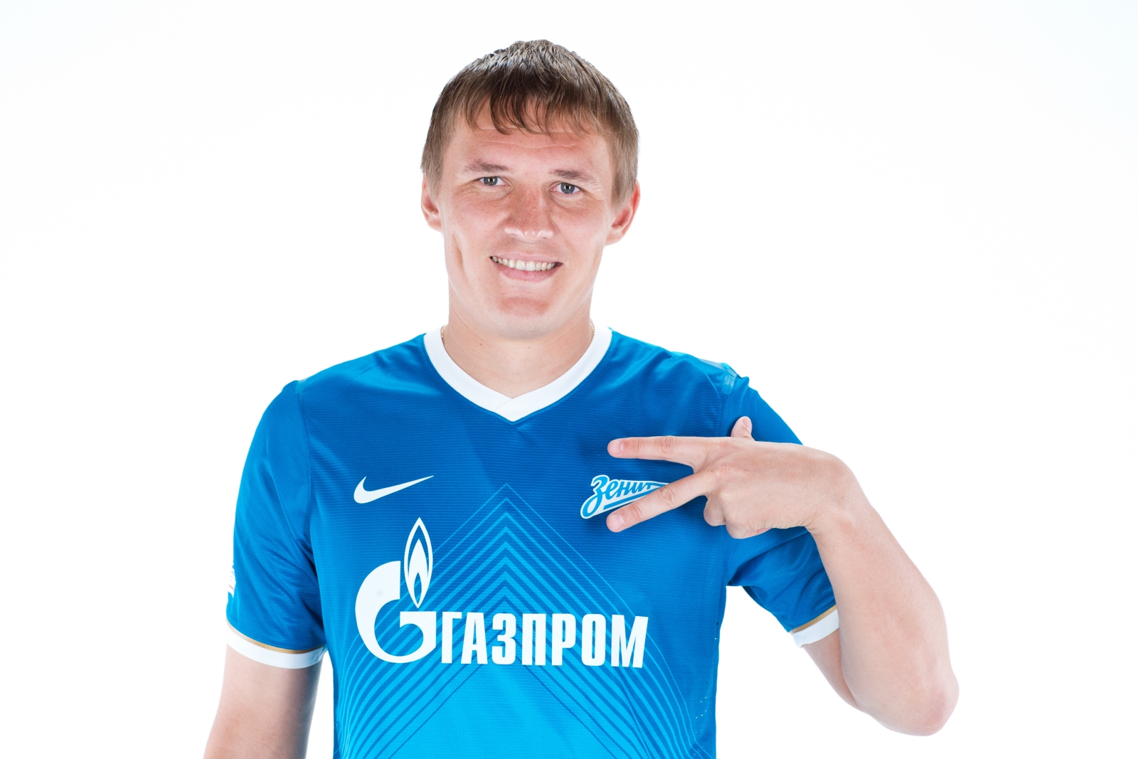 Фотосессия футболиста основного состава ФК «Зенит» сезона  2013/2014