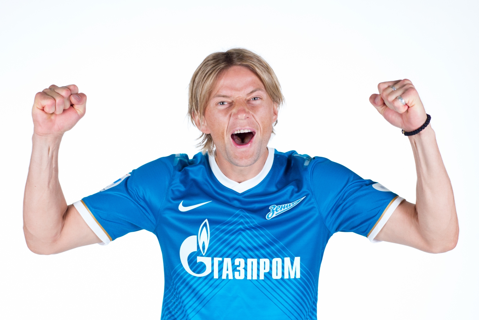 Фотосессия футболиста основного состава ФК «Зенит» сезона  2013/2014