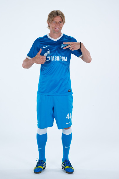 Фотосессия футболиста основного состава ФК «Зенит» сезона  2013/2014