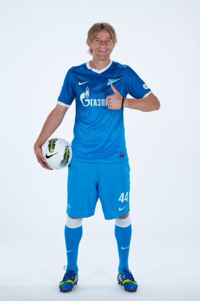 Фотосессия футболиста основного состава ФК «Зенит» сезона  2013/2014