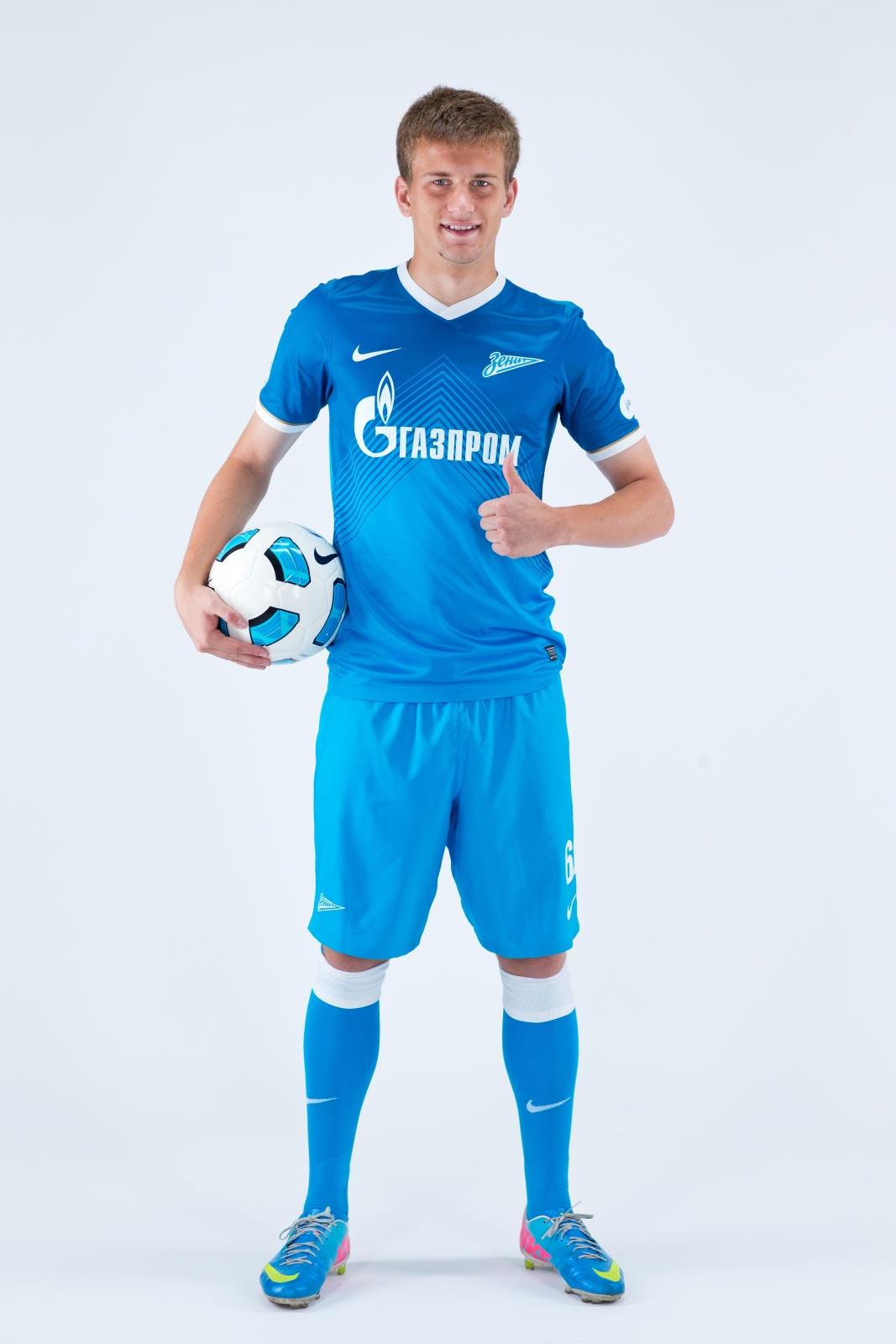 Фотосессия футболиста основного состава ФК «Зенит» сезона  2013/2014