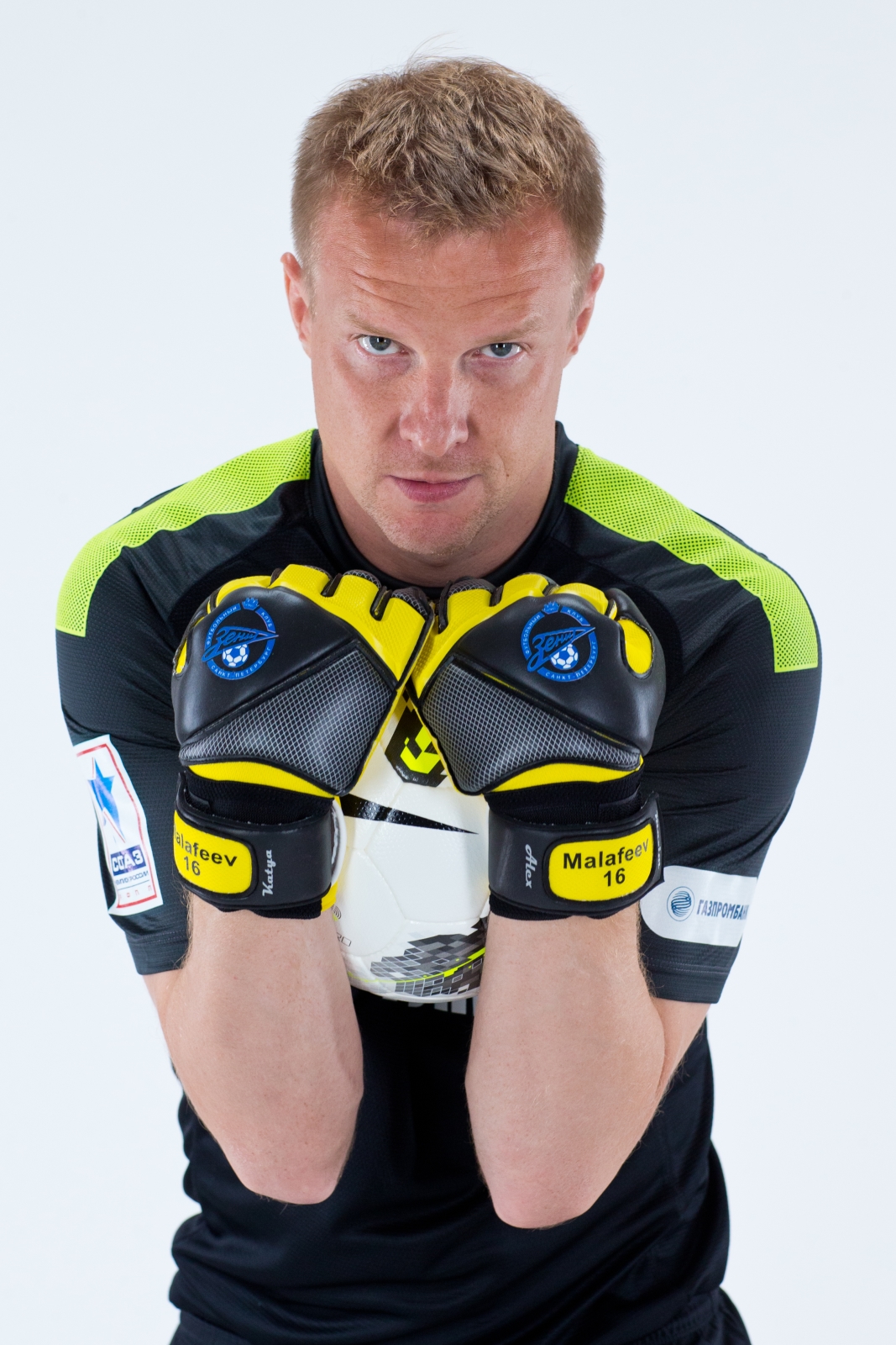 Фотосессия футболиста основного состава ФК «Зенит» сезона  2013/2014