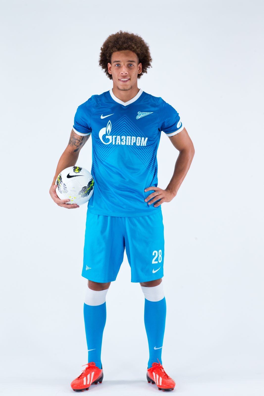 Фотосессия футболиста основного состава ФК «Зенит» сезона  2013/2014