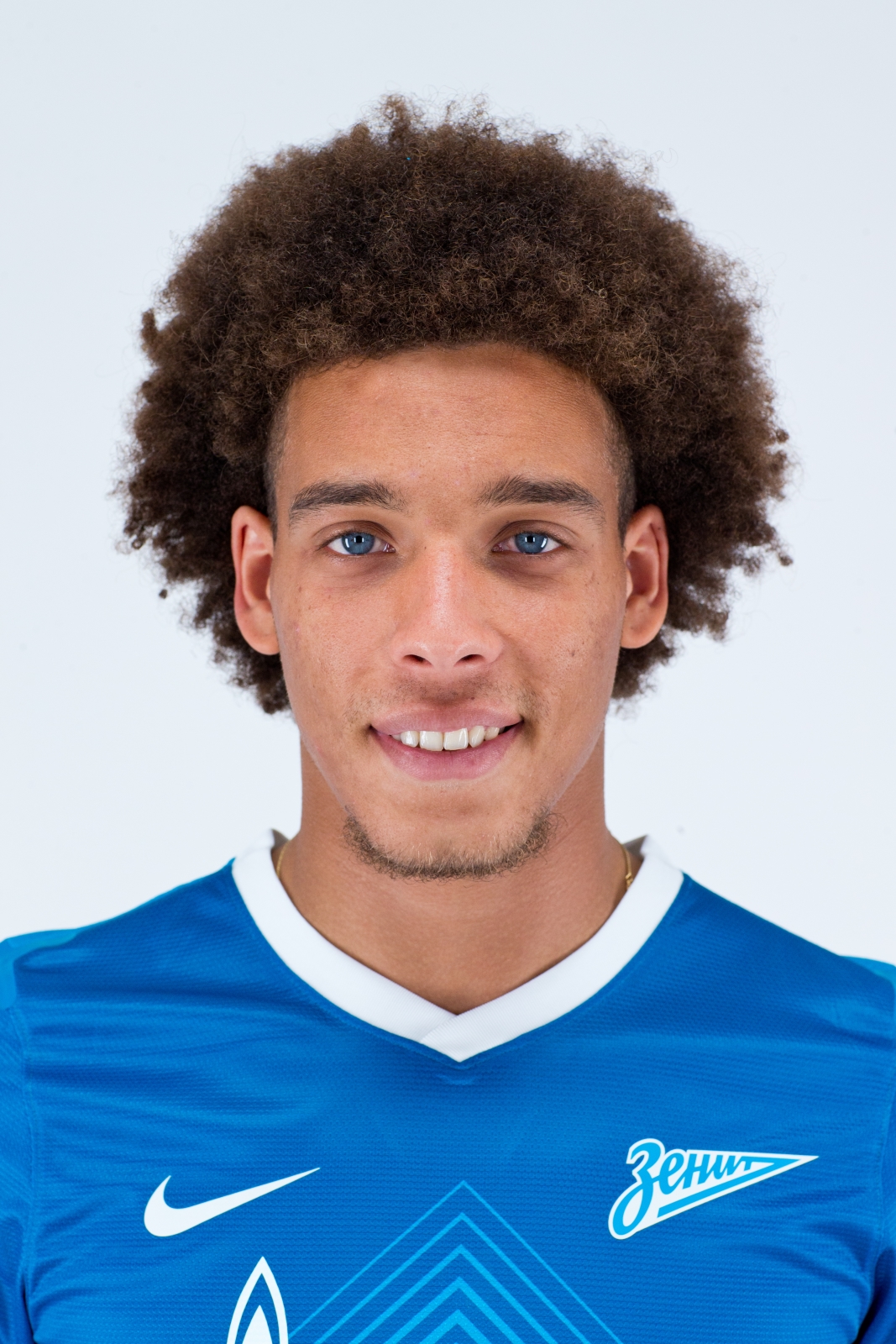 Фотосессия футболиста основного состава ФК «Зенит» сезона  2013/2014