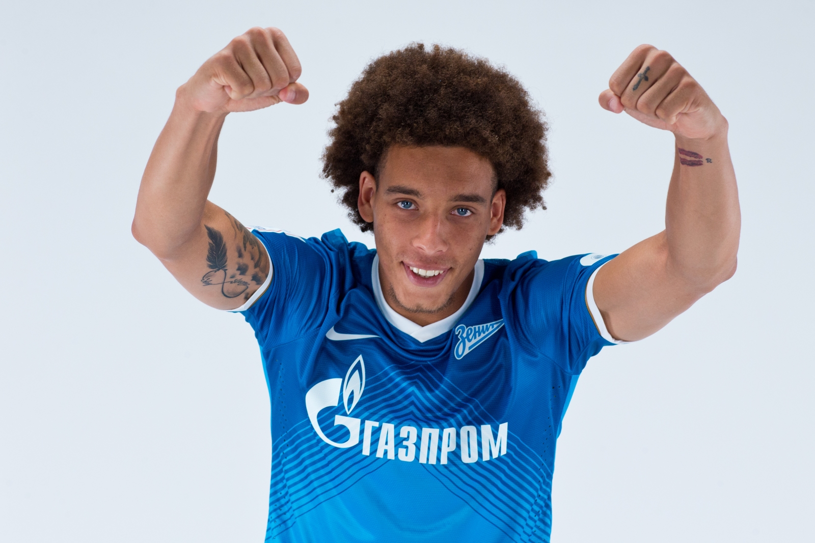 Фотосессия футболиста основного состава ФК «Зенит» сезона  2013/2014