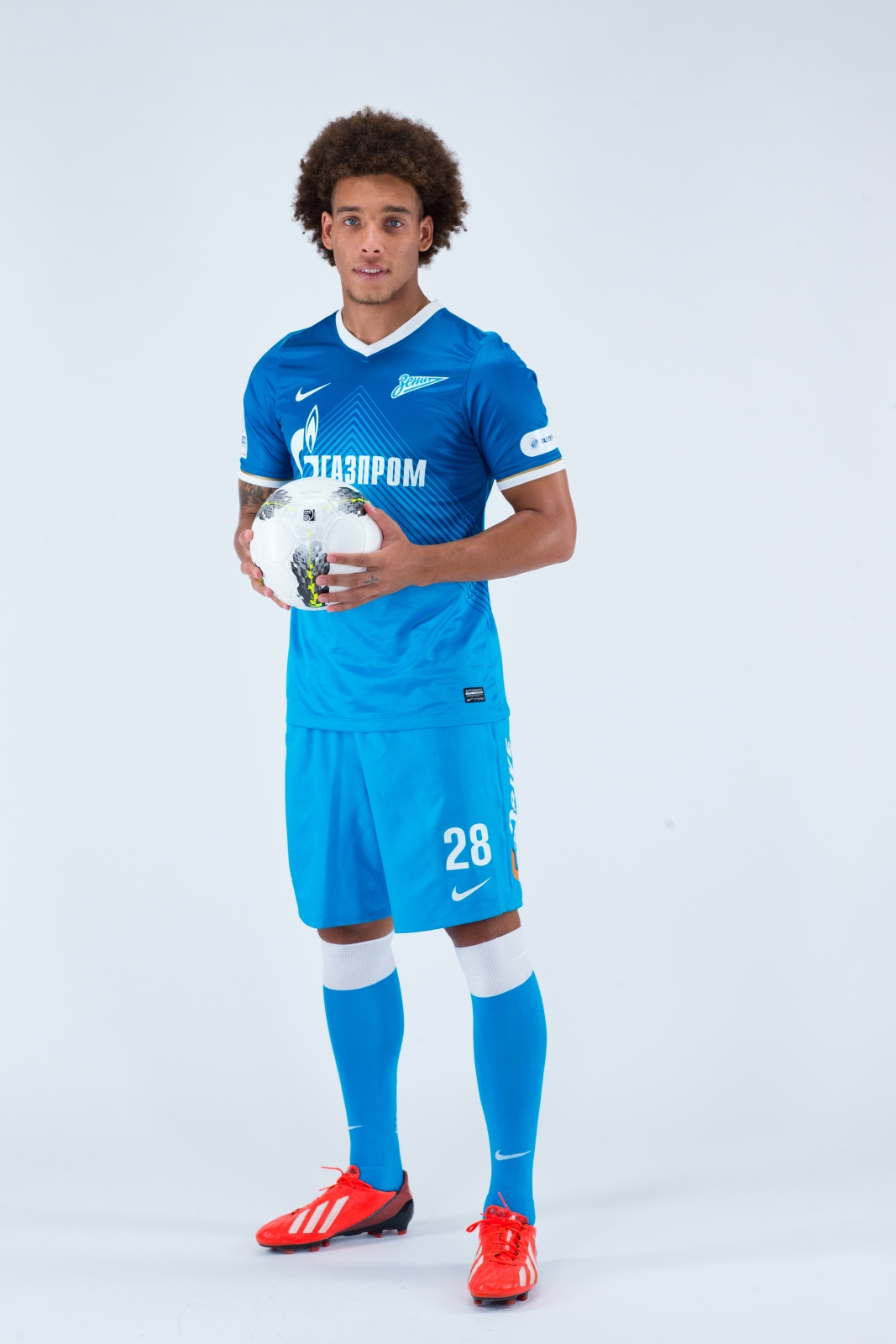 Фотосессия футболиста основного состава ФК «Зенит» сезона  2013/2014