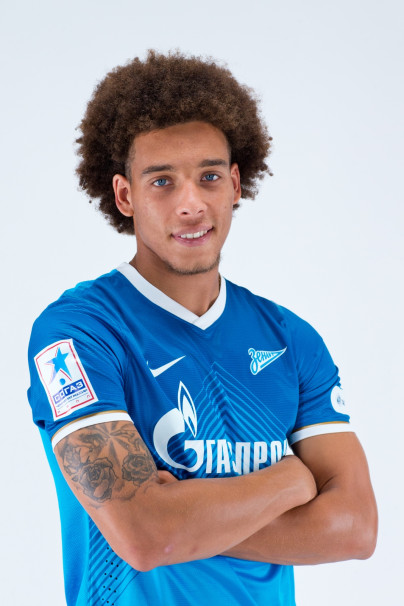 Фотосессия футболиста основного состава ФК «Зенит» сезона  2013/2014