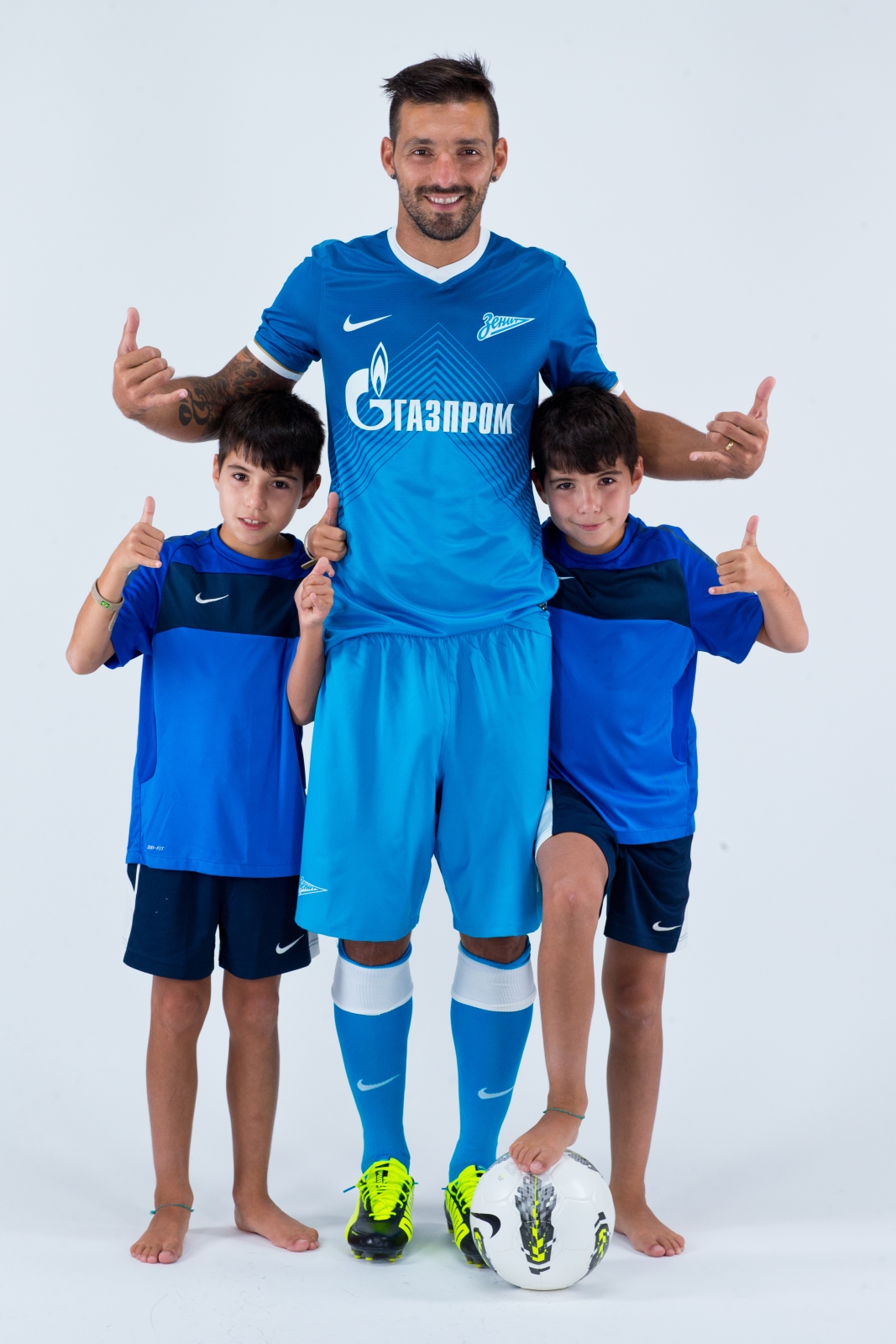 Фотосессия футболиста основного состава ФК «Зенит» сезона  2013/2014