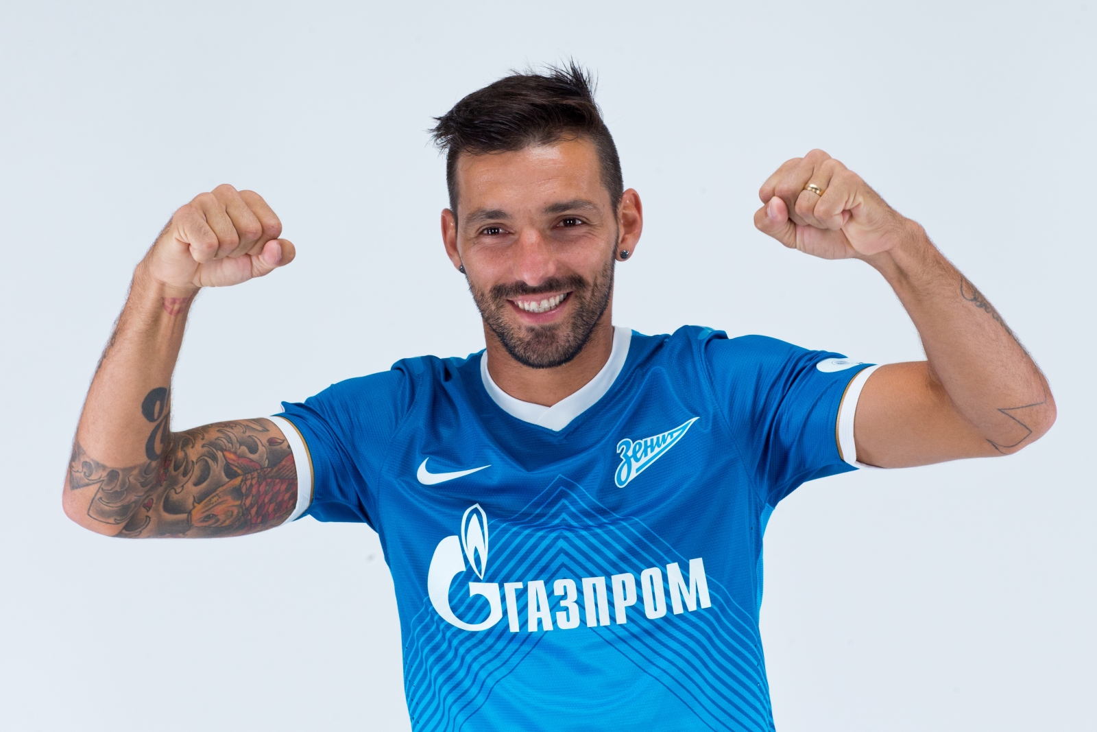 Фотосессия футболиста основного состава ФК «Зенит» сезона  2013/2014