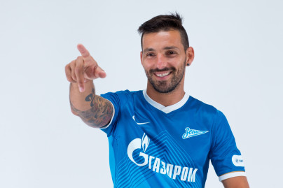 Фотосессия футболиста основного состава ФК «Зенит» сезона  2013/2014