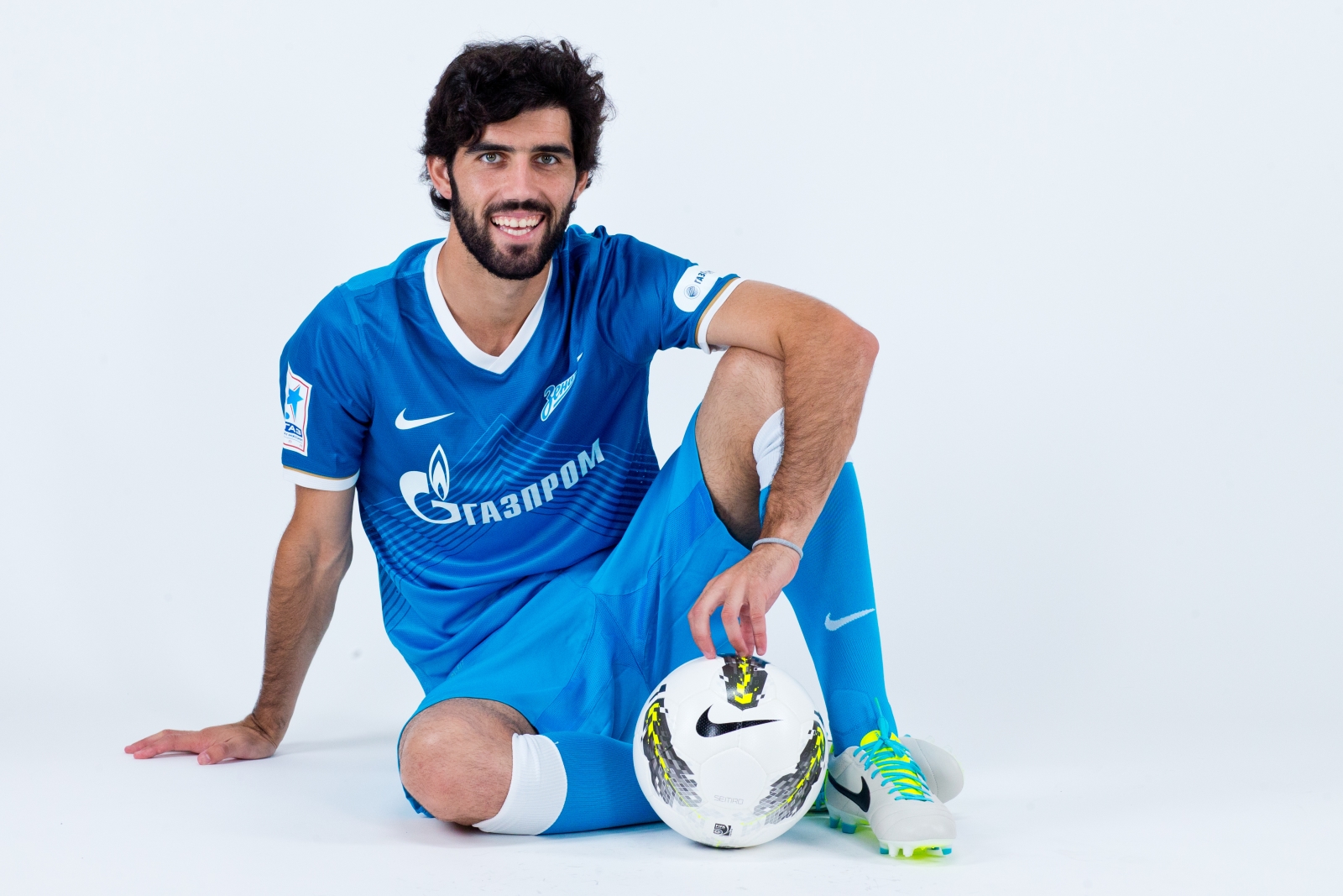 Фотосессия футболиста основного состава ФК «Зенит» сезона  2013/2014