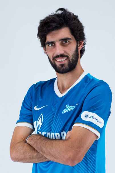 Фотосессия футболиста основного состава ФК «Зенит» сезона  2013/2014