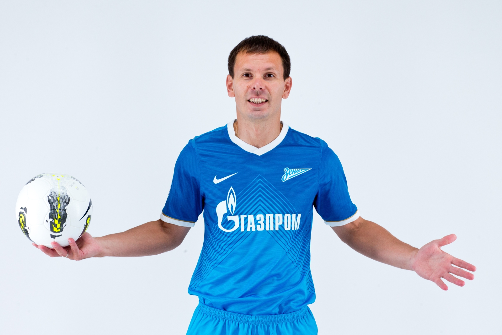 Фотосессия футболиста основного состава ФК «Зенит» сезона  2013/2014