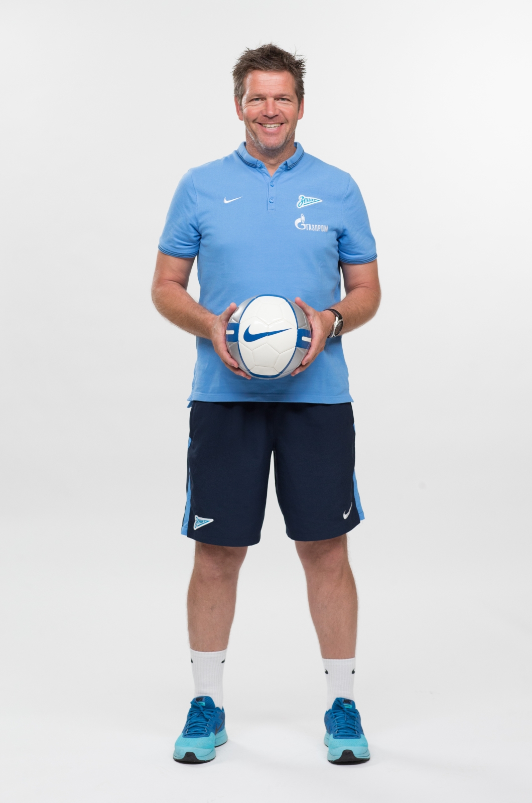 Фотосессия футболистов и тренеров основного состава ФК «Зенит» сезона 2014/2015