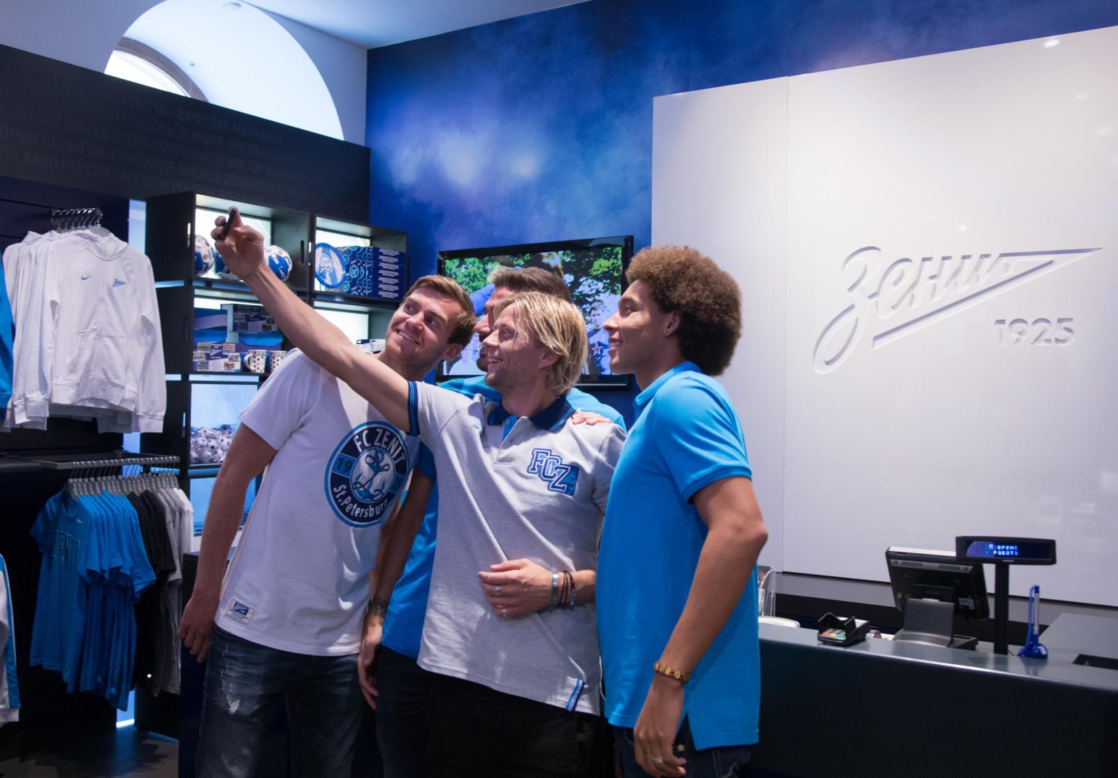 Открытие магазина «Зенит Арена»