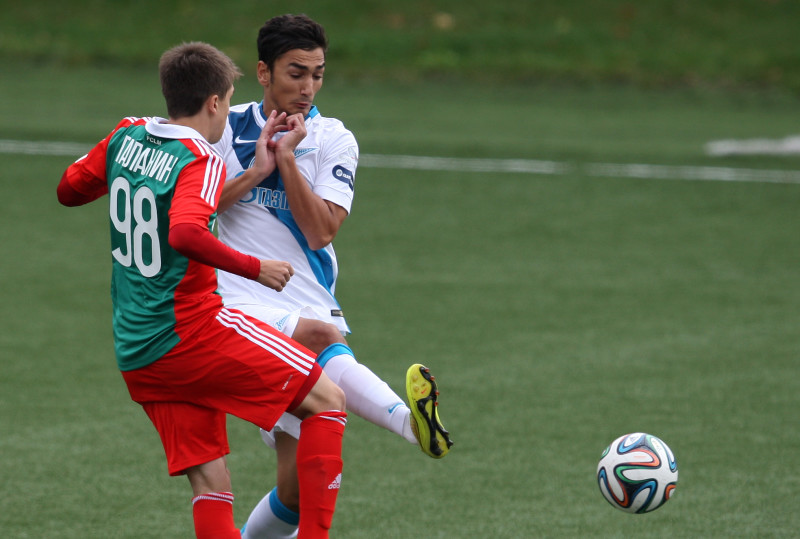 Матч 6-го тура молодежного первенства России. «Локомотив»-м — «Зенит»-м.